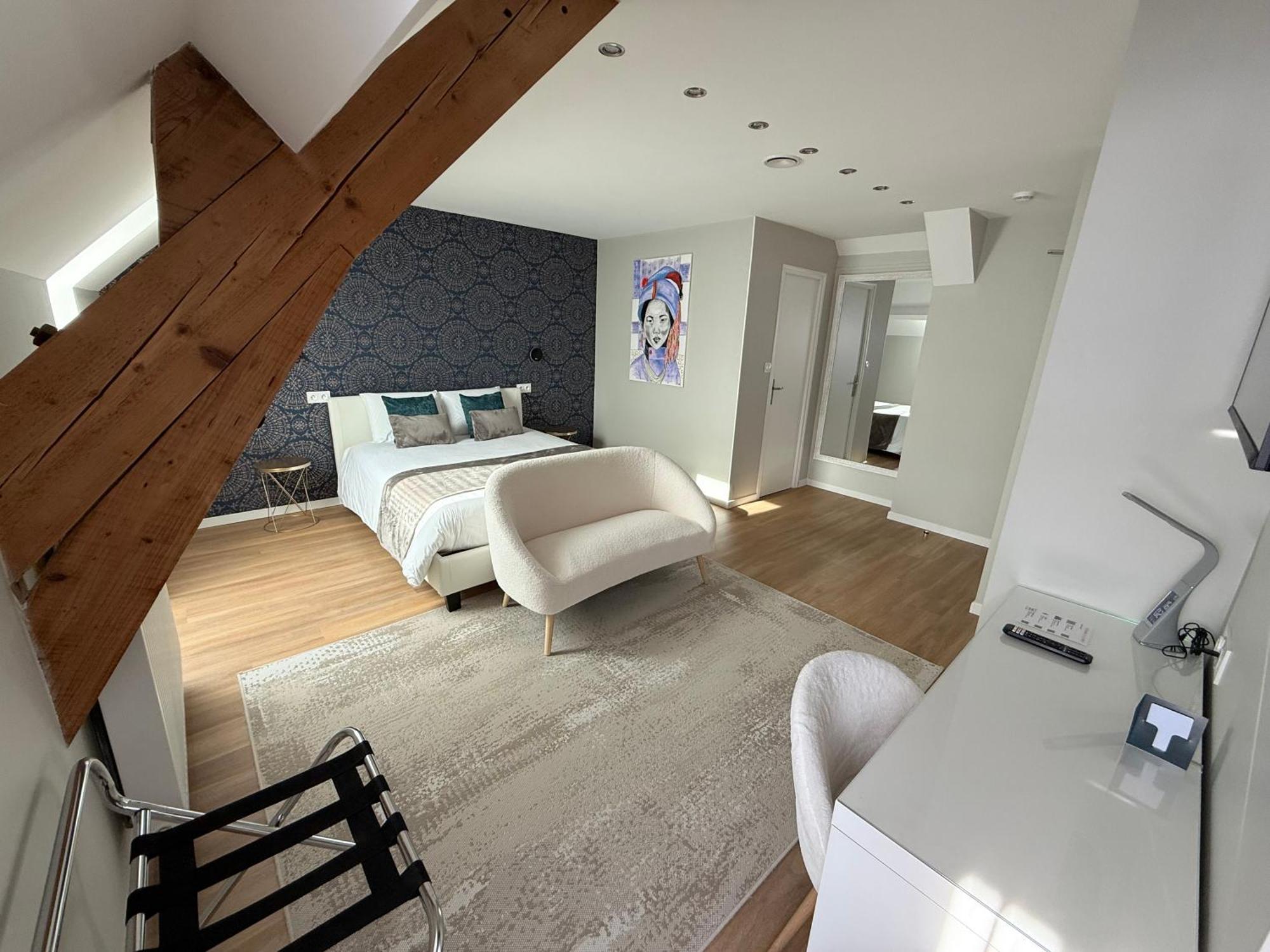 Oxxotel & * Valognes